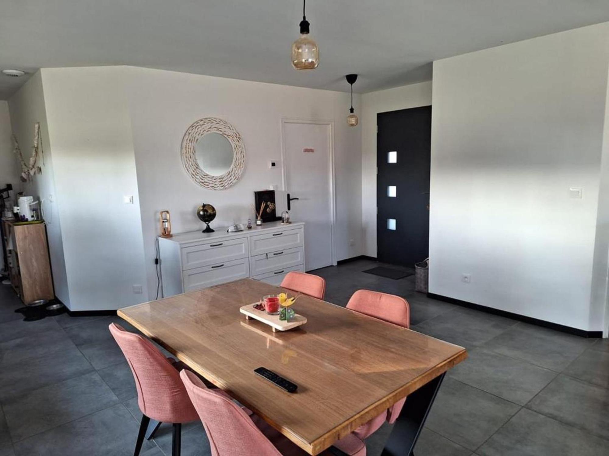 Attractive Holiday Home Near The Normandy Beach サン・ジェルマン・シュル・エ エクステリア 写真